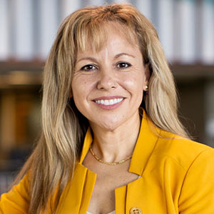 Dr. Montserrat Fuentes